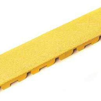 BORDE ERGO ANTIDERRAPANTE HEMBRA DE PVC AMARILLO DE 18 X 4 X 1 IN
