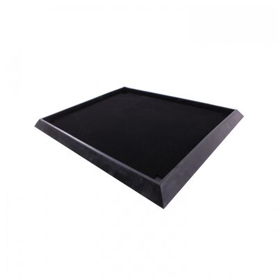 Tapete Desinfectante Wearwell PBaño CReborde Alto de Hule Negro de 32 In X 39 In