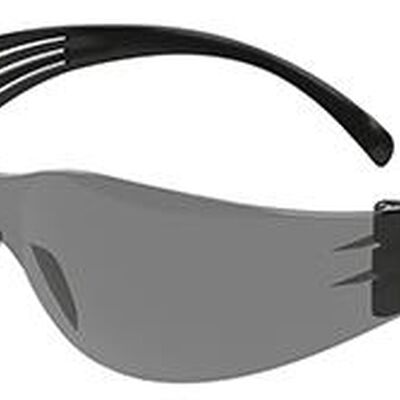 LENTE 3M SECUREFIT 102 MICA POLICARBONATO GRIS RECUBRIMIENTO ANTIEMPA&Ntilde;OANTIRAYADURAS PATILLAS NEGRAS