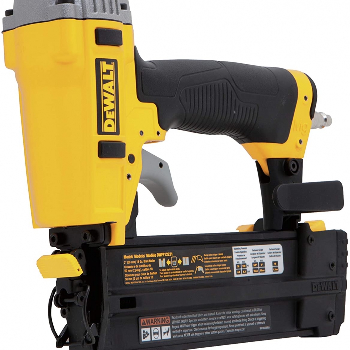 CLAVADORA NUMATICA DEWALT DWFP12231 58IN A 2IN  image number null