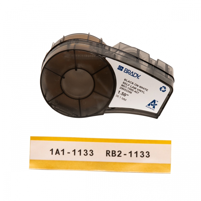 CARTUCHO BRADY DE ETIQUETA DE VINYL AUTO LAMINABLE BLANCO CTINTA NEGRA 1.5 IN X 14 FT  image number null
